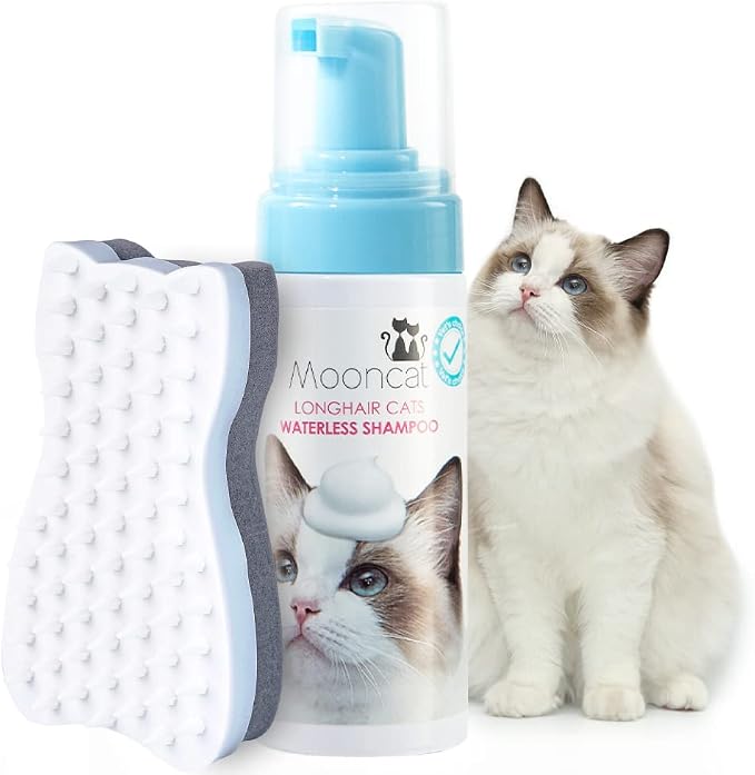Mooncat Waterless Shampoo & Brush Kit by Mooncat