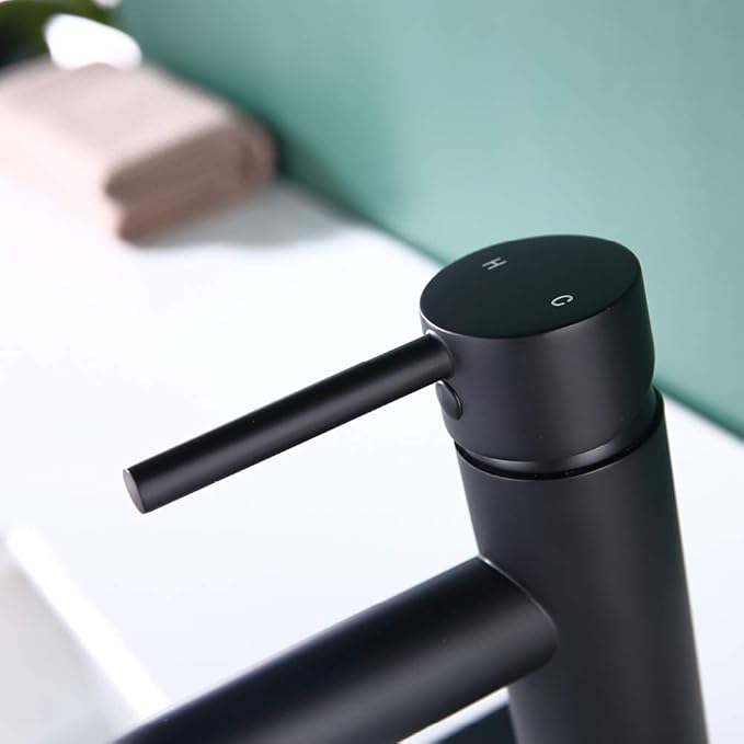 Single Handle Black Bathroom Faucet - Image 5