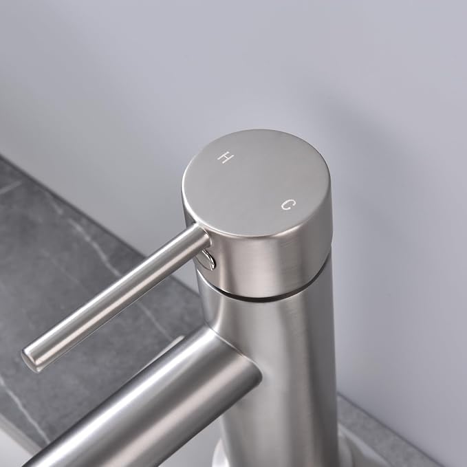 Single Handle Bathroom Faucet - Image 3