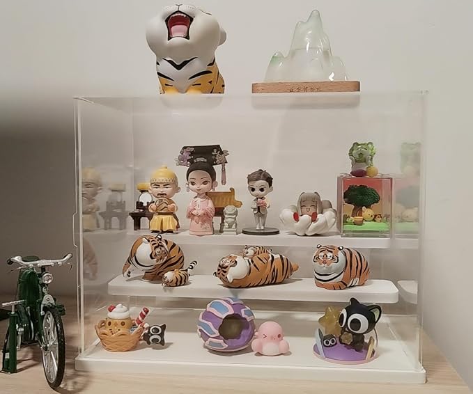 Choowin 3 Tier Clear Acrylic Display Case - Image 5