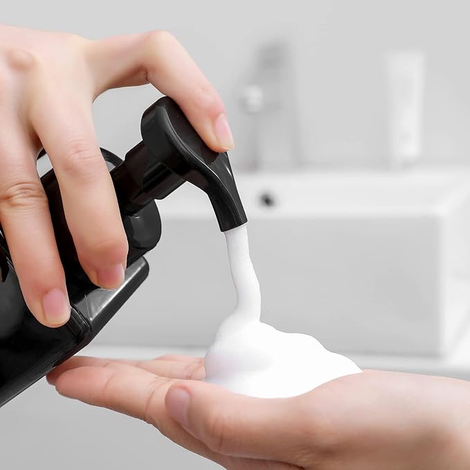 UUJOLY Foaming Soap Dispenser, 22oz Refillable Pump Bottle Plastic - Image 2