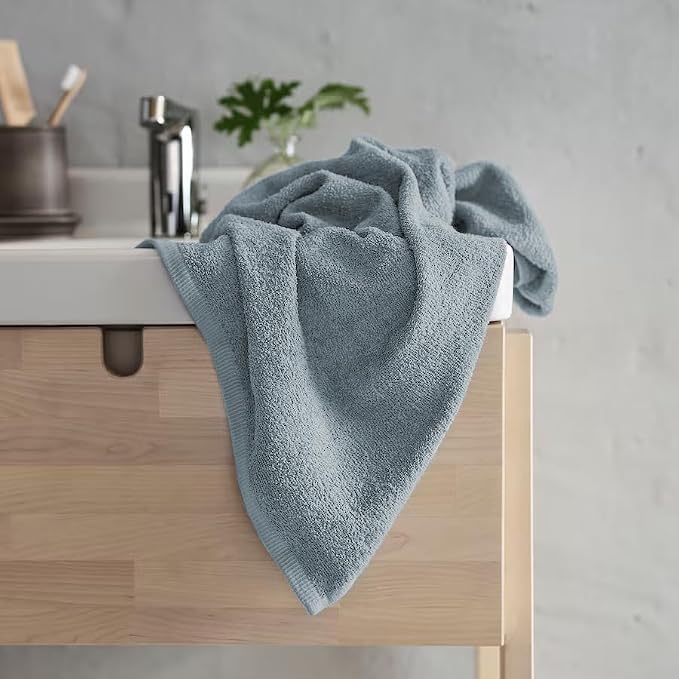 Delara 100% Organic Cotton Towels 650 GSM Plush Feather Touch Quick Dry Towel - Image 2