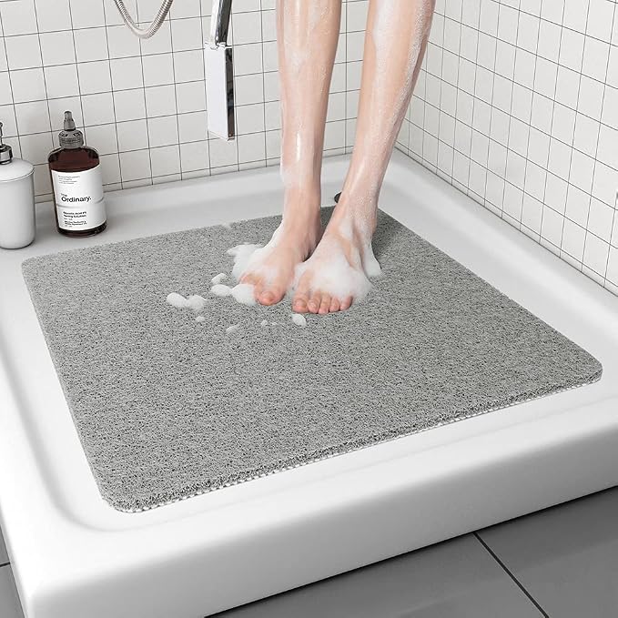 Non Slip Shower Mat, Comfortable Bath mat by Tchdio