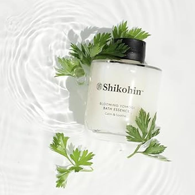 Blooming Yomogi Bath Essence: Milky Bath Oil - Image 4