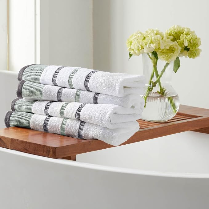 Great Bay Home Decorative Hand Towel Set by GreatBayHome