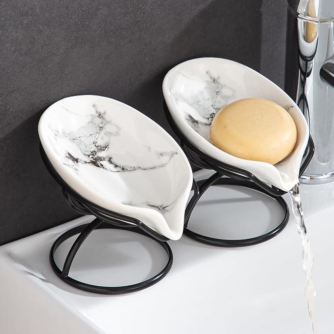 Leaf-Shaped Soap Dish – Ceramic Soap Bar Holder by Dobbyby