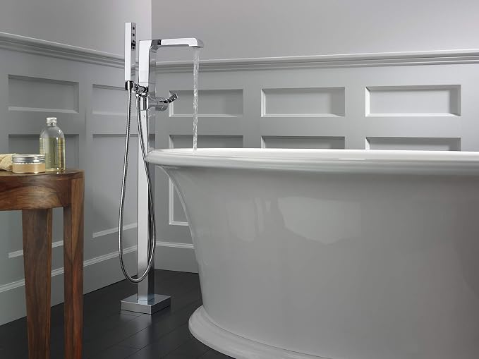 Delta Ara Freestanding Tub Faucet - Image 2