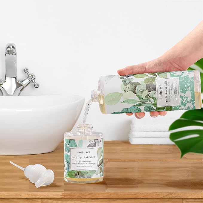 ROMIIE ZOI Foaming Hand Soap Refill, Eucalyptus & Mint, Gentle & Moisturizing - Image 4