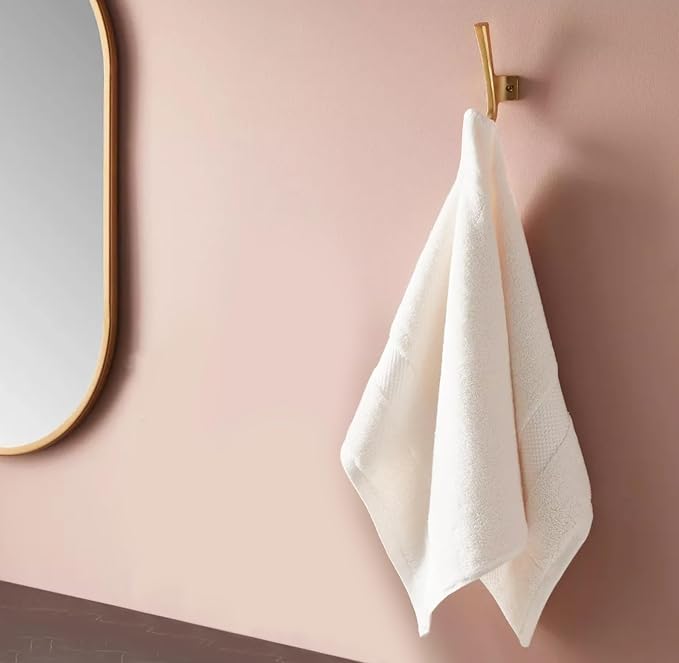 Delara 100% Organic Cotton Towels 650 GSM Plush Feather Touch Quick Dry Wash - Image 5