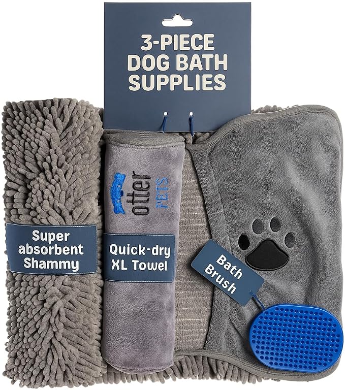 3 Piece Set: 2 Dog Towels and Dog Bath Brush. Dog Shammy and Microfiber Dog by Unknown