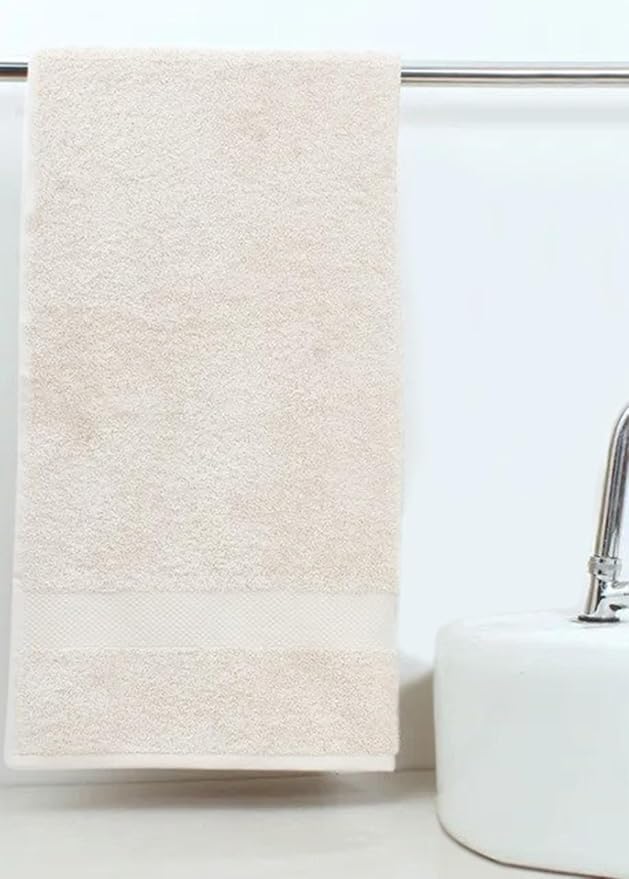 Delara 100% Organic Cotton Towels 650 GSM Plush Feather Touch Quick Dry Bath - Image 3