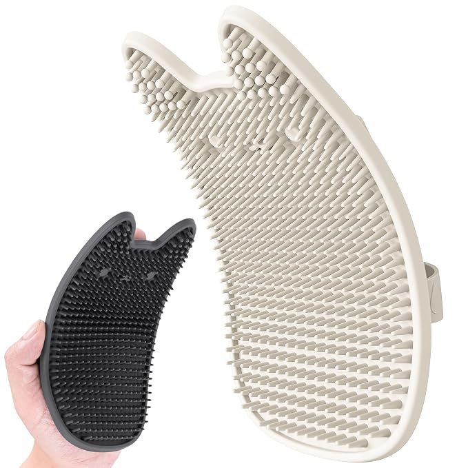 Li&Zhao Dog Bath Brush by LiZhao