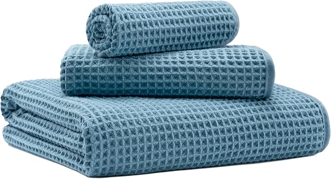 New Microfiber Waffle Bath Towels, 3 Pieces, Fast Drying, Lint Free, Includes by Unknown