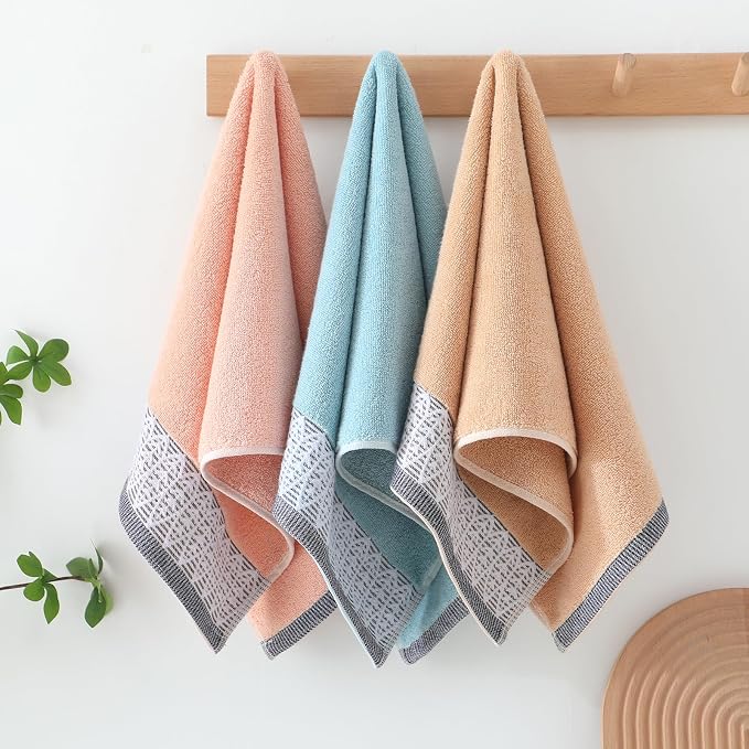 3 Pack Leaf Print Hand Towels, Decorative Cotton Soft & Highly Absorbent Towels - Image 2