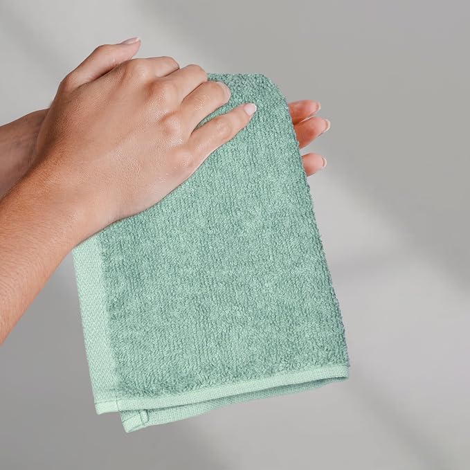 Amazon Basics Washcloth for bathroom, 100% Cotton Extra Absorbent, Fast Drying - Image 6