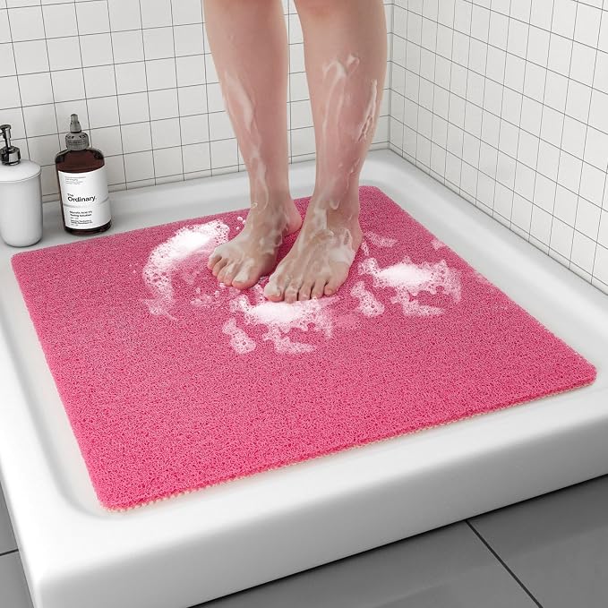 Non Slip Shower Mat, Comfortable Bath mat by Tchdio