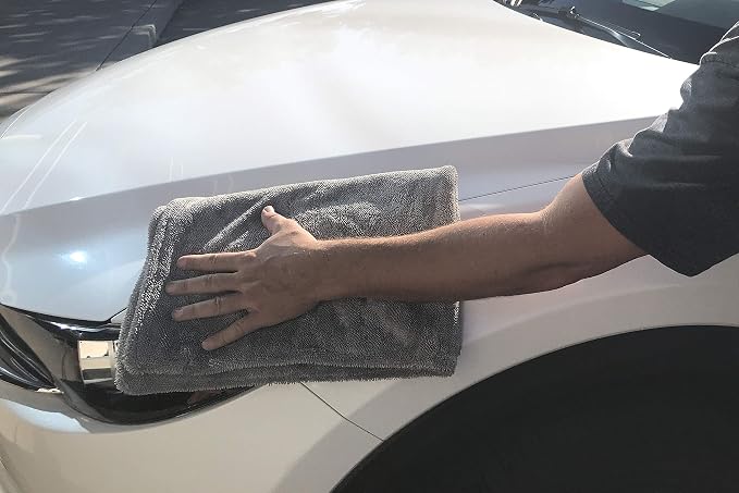 Microfiber Car-Drying Towel, Superior Absorbency - Image 5