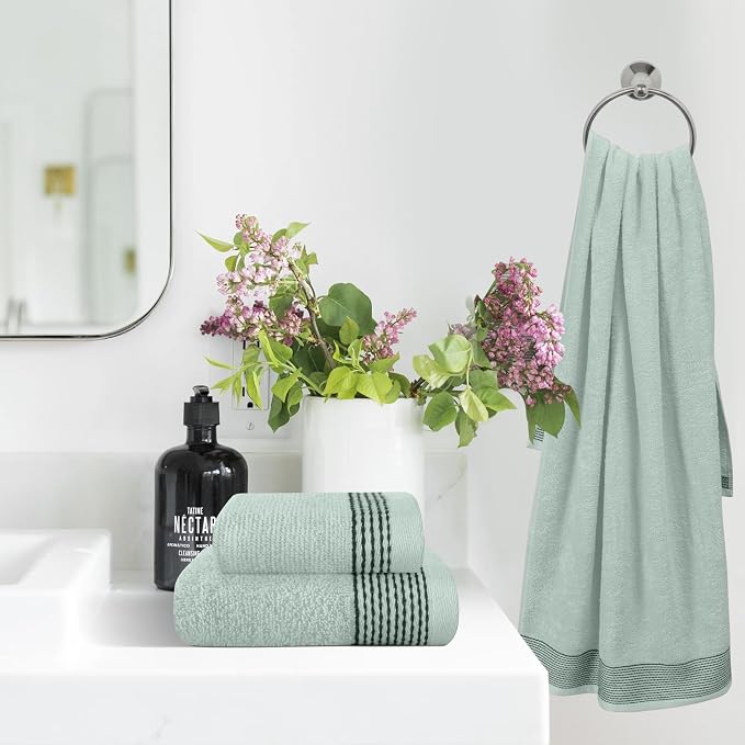 Belizzi Home Ultra Soft 3 Pack Cotton Towel Set, Contains a Bath Towel 28x55 - Image 3