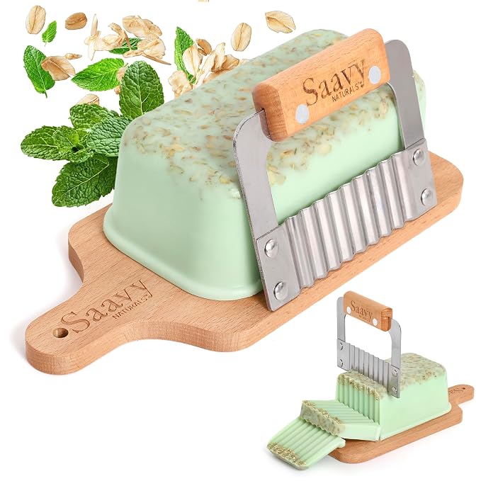 Saavy Naturals Organic Soap Minty Oat by SaavyNaturals