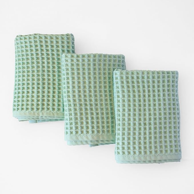 PÜSKÜL Organic Waffle Kitchen Towel 100% Turkish Cotton Set of 3 Ice Green - Image 3