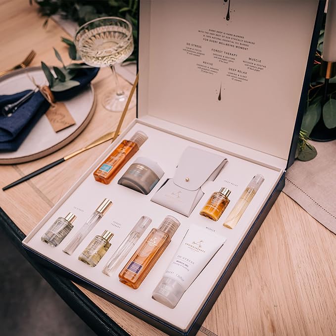 Aromatherapy Associates Our Favorite Moments. Luxurious Gift Collection of Bath - Image 3
