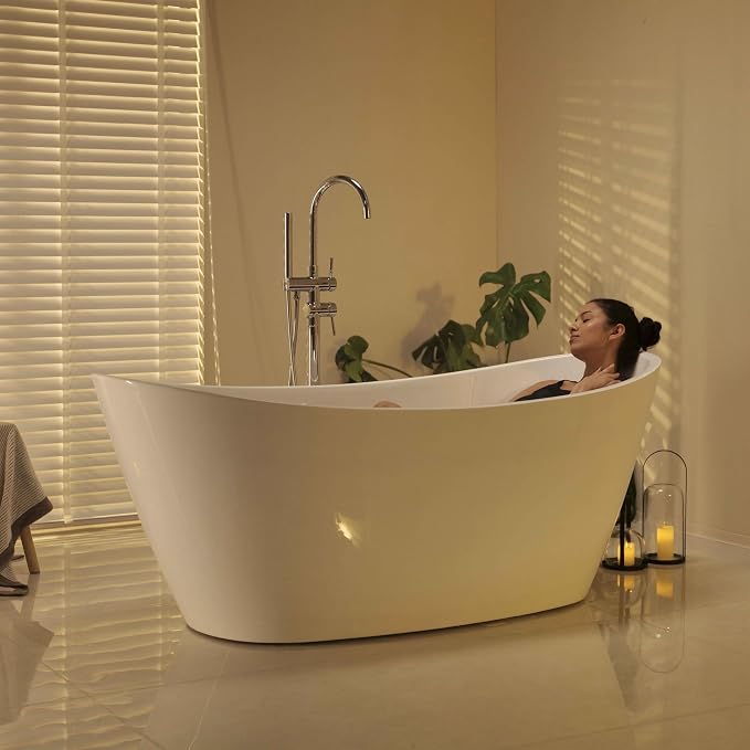 67" Luxury Freestanding Bathtub - Image 2
