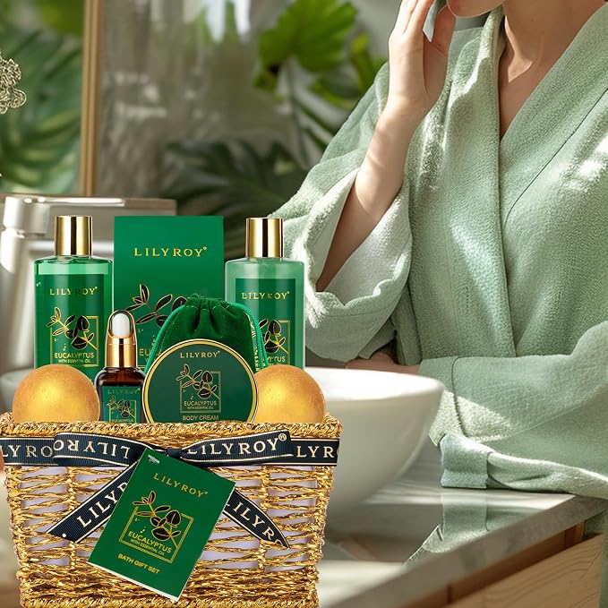 Bath and Body Gift Basket for Christmas - Image 9