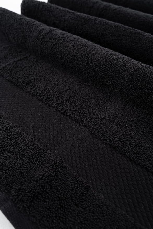 Hencely Luxury Hand Towel - Image 3