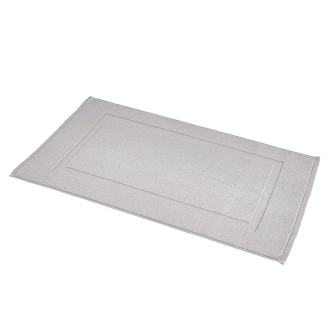 Amazon Basics Banded Bathroom Bath Rug Mat, Light Gray, 31 inches L x 20 inches by AmazonBasics