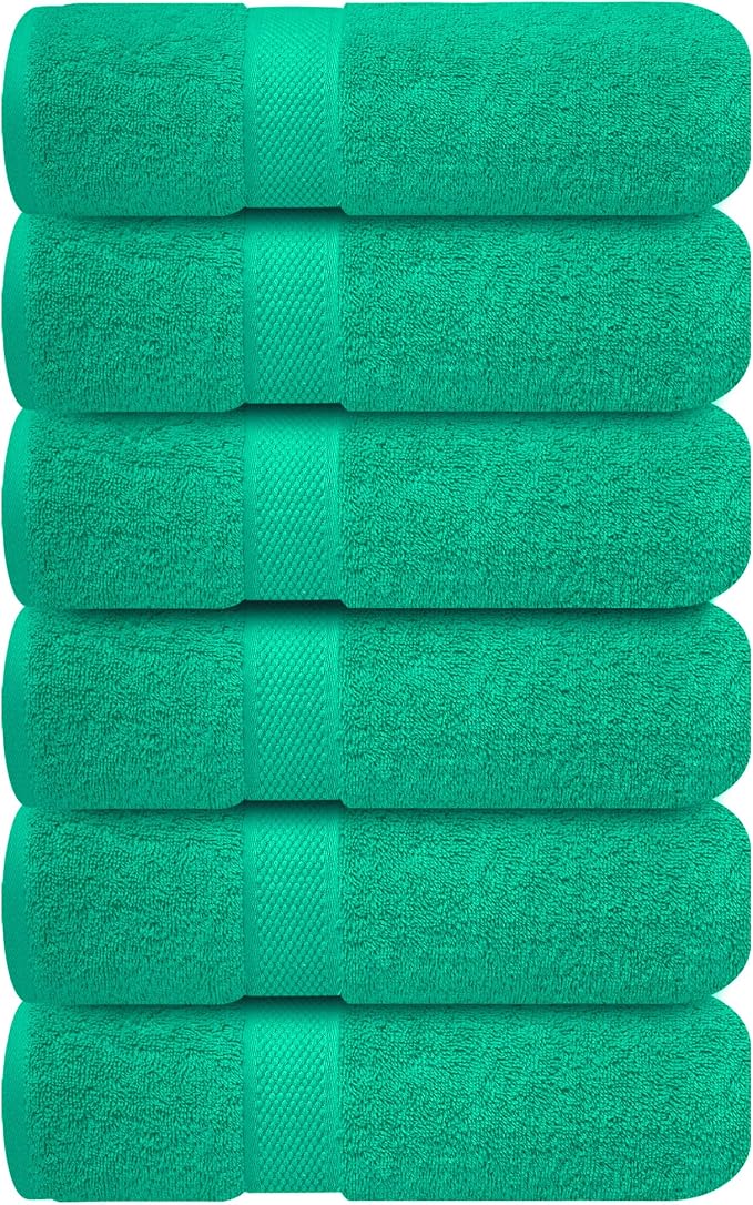 Infinitee Xclusives Green Hand Towels by InfiniteeXclusives