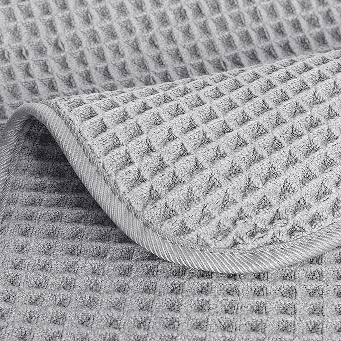 POLYTE 430 GSM Microfiber Lint Free Washcloth Face Towel, 13 x 13 in, 4 Pack - Image 5