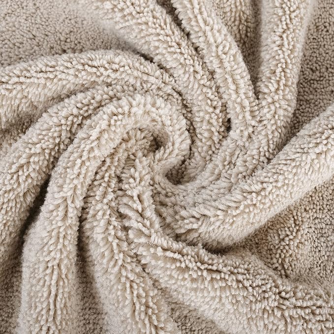 POLYTE Quick Dry Lint Free Microfiber Bath Sheet, 35 x 70 in - Image 4