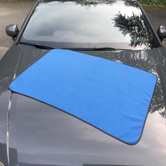 POLYTE Elite Microfiber Drying Towel - Image 3