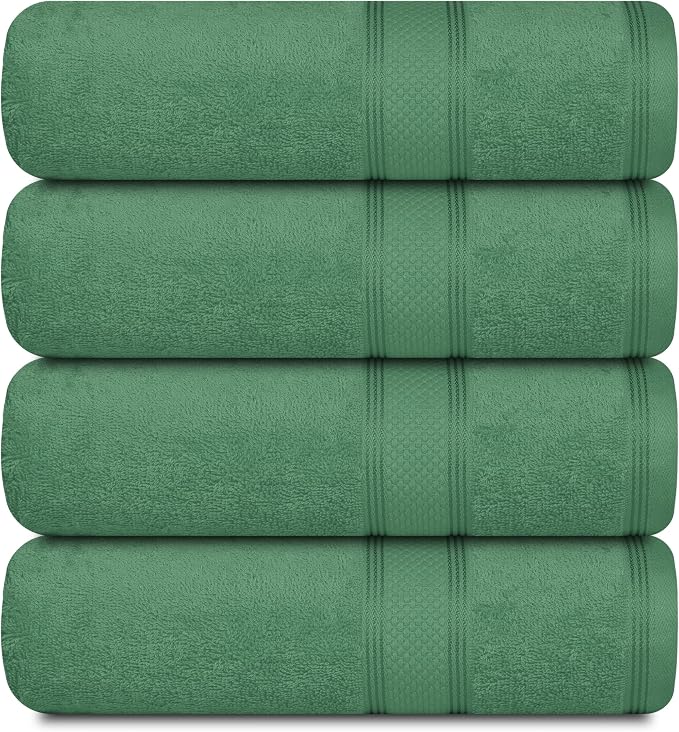 Casa Lino Green Bath Towels Set of 4 by CASALINO