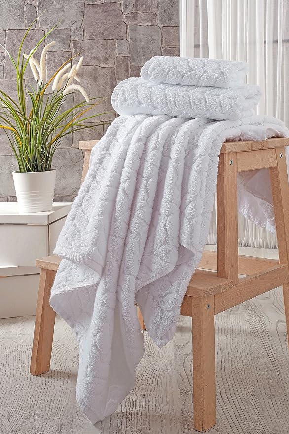 BAGNO MILANO Turkish Cotton Ultra-Soft Plush Absorbent Quick Dry Bathroom Towel - Image 2