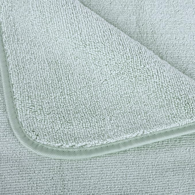POLYTE Quick Dry Lint Free Microfiber Bath Sheet, 35 x 70 in - Image 2